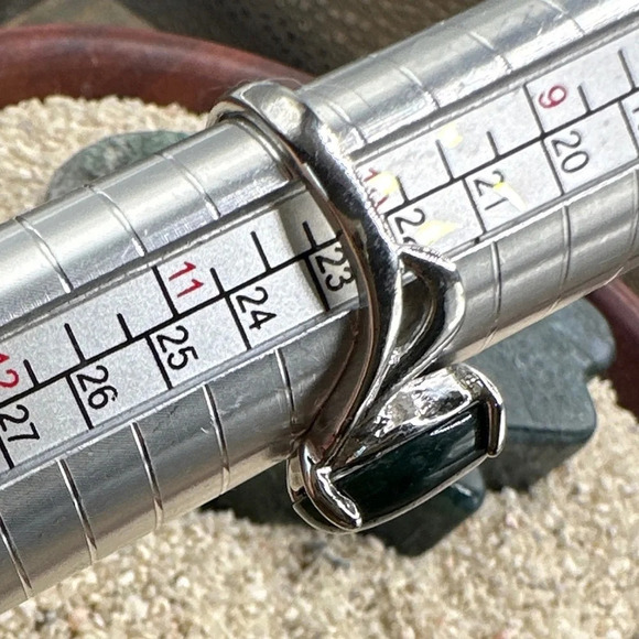 Alquimia Silver and Green Stone Ring - Picture 3 of 6